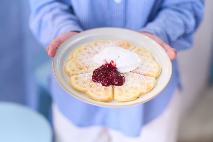 「スウェーデンワッフル−クリーム＆ジャム−」750円