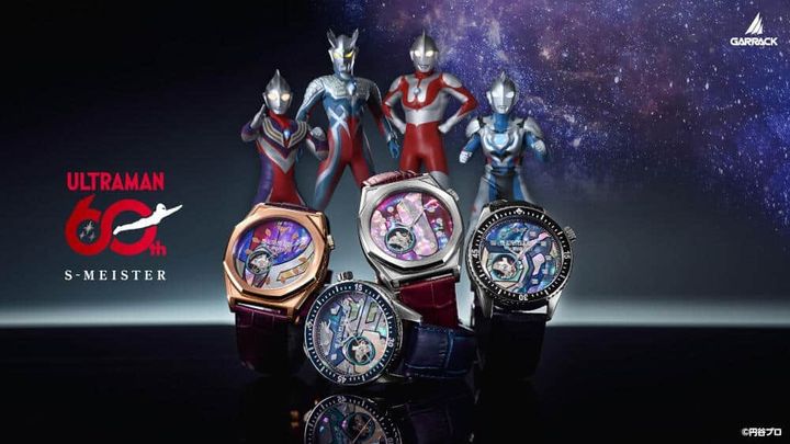 オープンハート部分がカラータイマー、各ヒーローのモチーフが随所に 