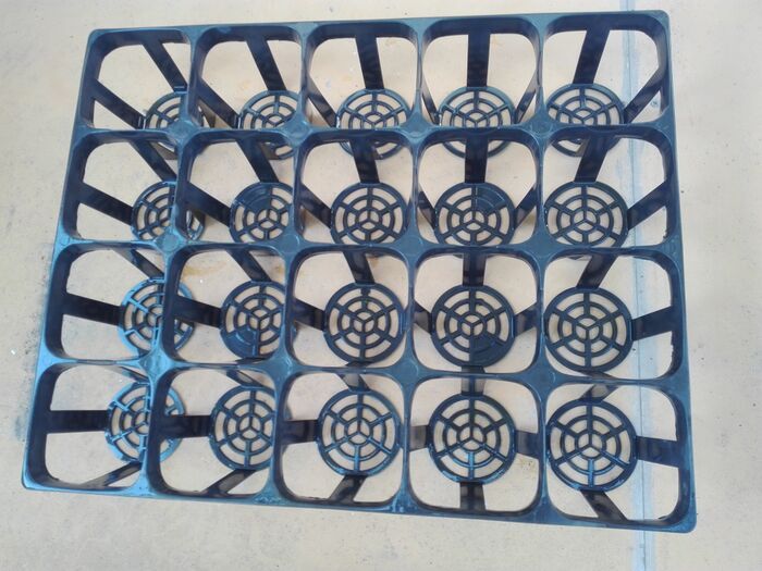 「育苗トレー」がまさかの便利グッズに大変身。家事のイライラが秒で解決しました♪