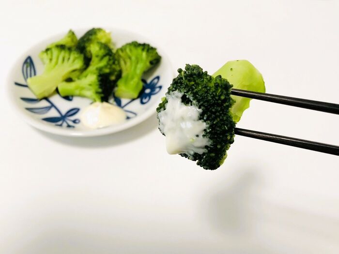 電子レンジは使いません。「冷凍ブロッコリー」はこの方法で断然美味しく仕上がります♪