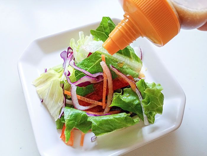 100均ミニサイズの『はちみつ容器』ゼッタイ捨てちゃダメ！家じゅうで大活躍＆旅行にも使えます♪