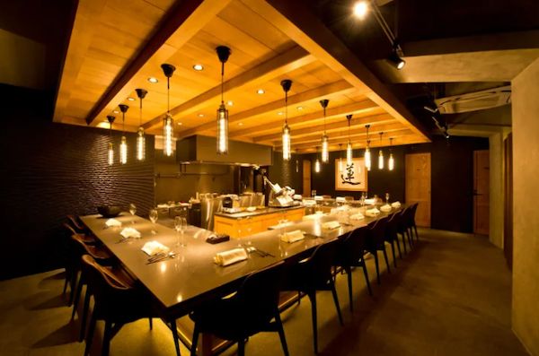 【東京都江東区】“イノベーティブ中華”「蓮」が「オモウマ酒場」にキッチンカーで出店！限定焼売を販売