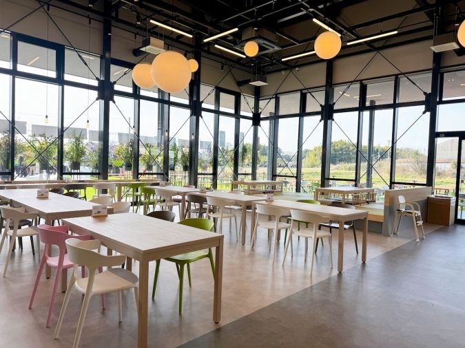 もちだんご村 もち吉工場直売所 フードコート