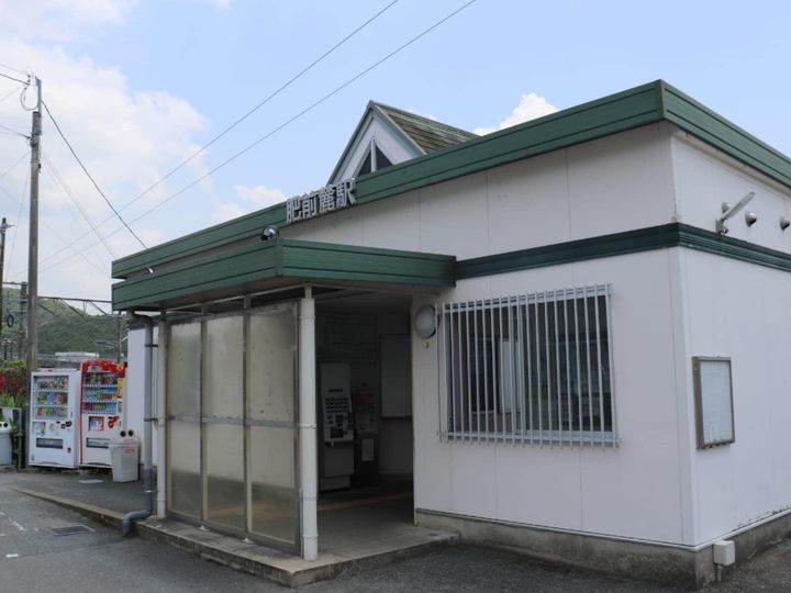 All About ニュース編集部が全国250人を対象に実施した「難読駅名に関するアンケート」の調査結果から、読むのが難しいと思う「佐賀県の駅」ランキングを発表！ 2位「肥前麓」を抑えた1位は？