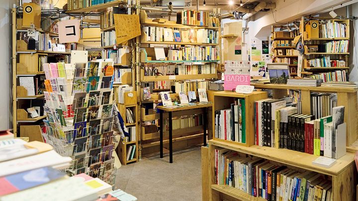 神楽坂〈コ本や honkbooks〉店内
