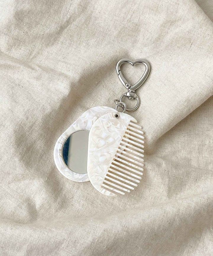 画像1: 出典：3COINS