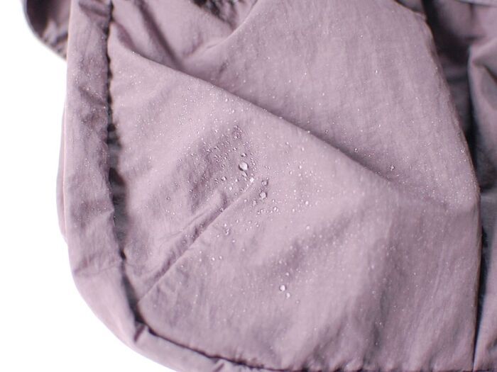 【ユニクロユー】こんなにコンパクトなっちゃうの！？収納上手な『パッカブルバッグ』が春のお出かけに大活躍♡