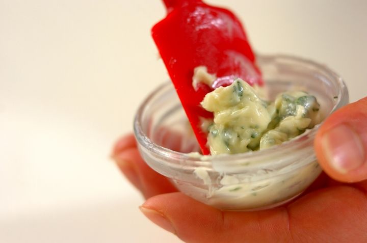 食パンガーリックトーストの下準備1