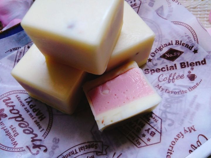 贈り物にもいかがですか？桜生チョコ