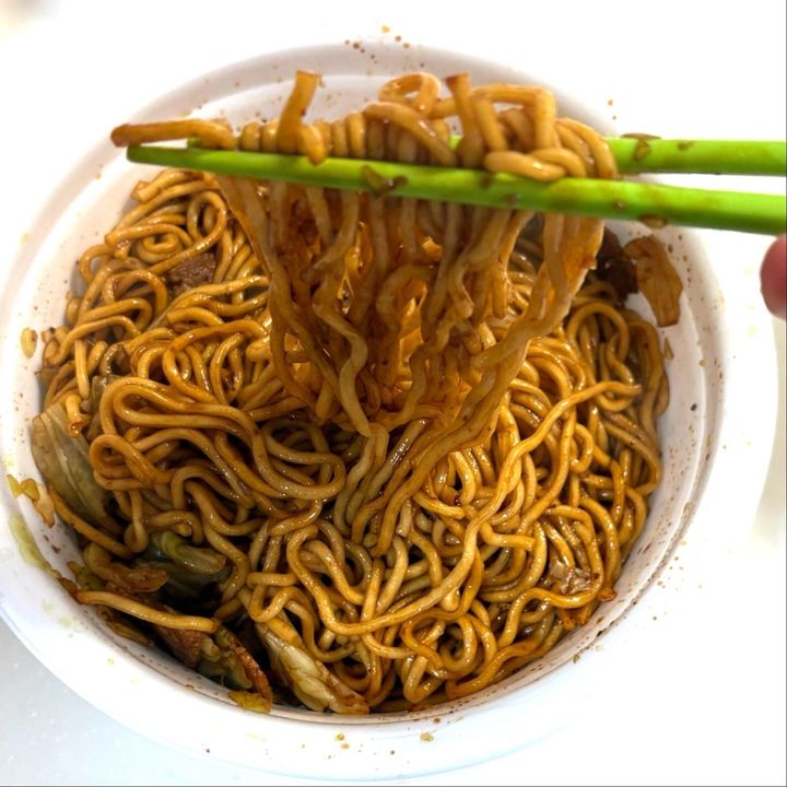 発売50周年記念！「日清焼きそばエクストリームUFO」はノーマルverと何が違う？食べ比べてみた