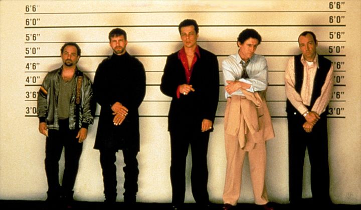 今月で日本公開30周年の『ユージュアル・サスペクツ』 写真提供：AFLO width=