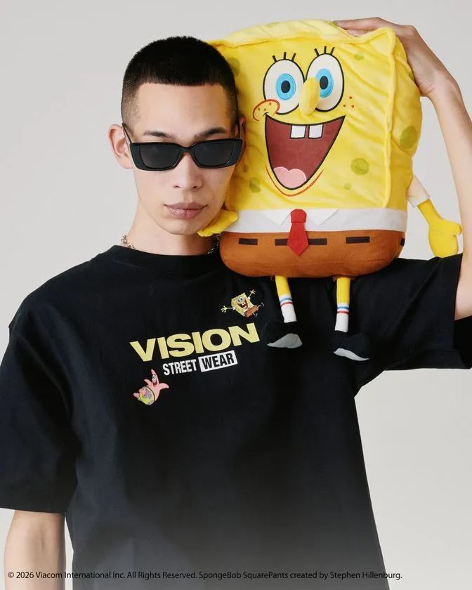 マルチグラフィックTシャツ 商品