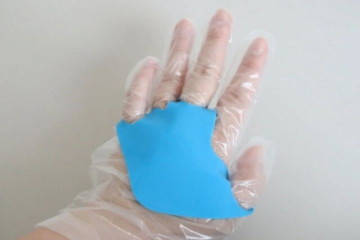 ダイソーの手袋ピタットのビジュアル