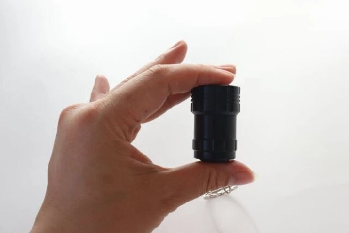 ダイソー 3LED ショートランチャーライト