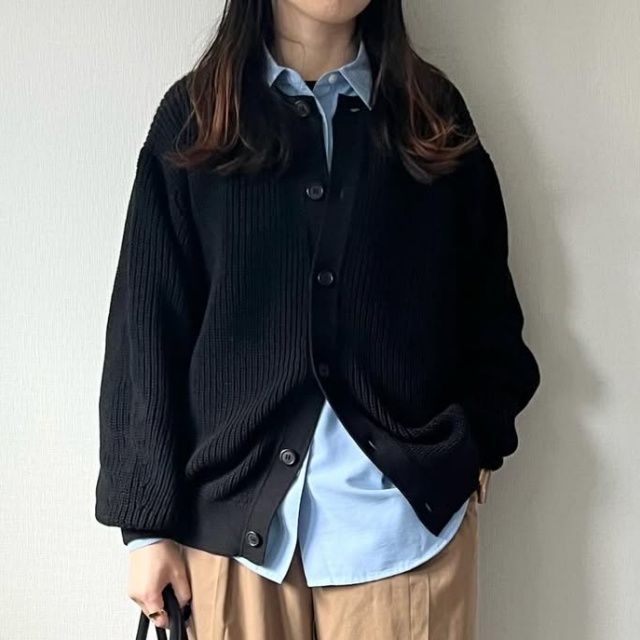 GU「リリヤーンクルーネックカーディガン」