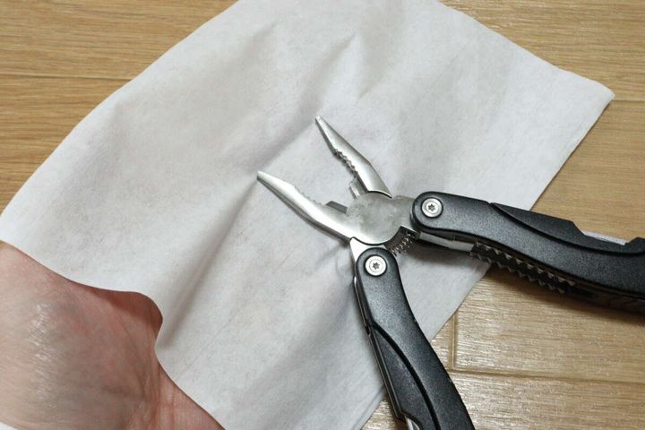 セリアのペーパーウエスは工具のメンテナンスに便利