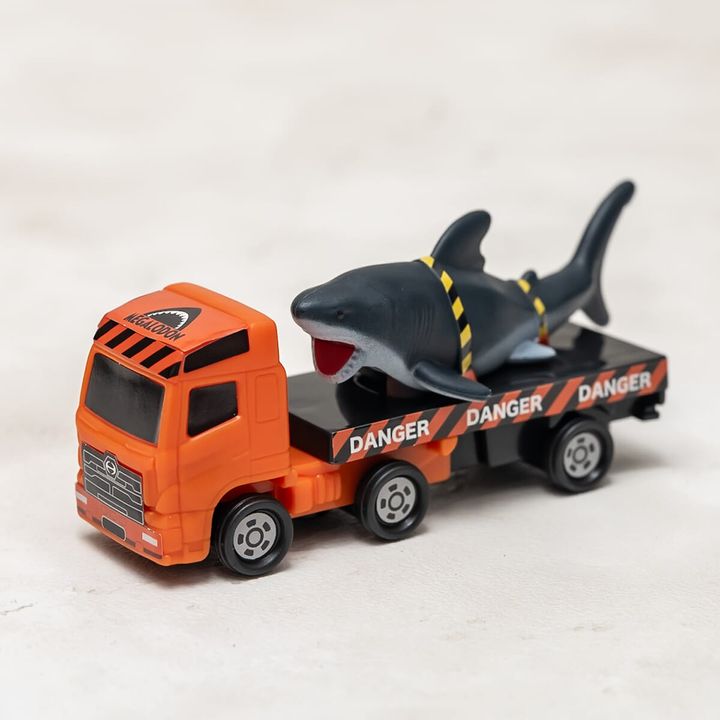 日野プロフィア メガロドン搬送車2