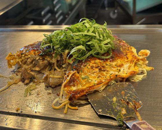 石巻の熱々広島風お好み焼きが絶品！