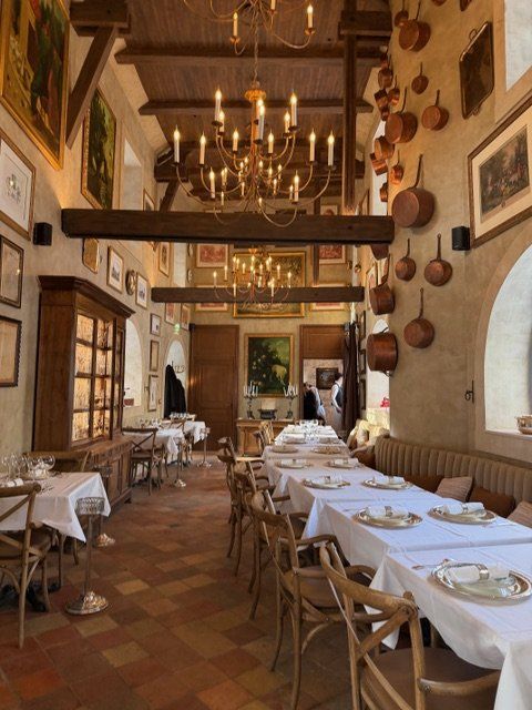 パリの喧騒から離れて過ごす、非日常の空間【夢見るパリ】