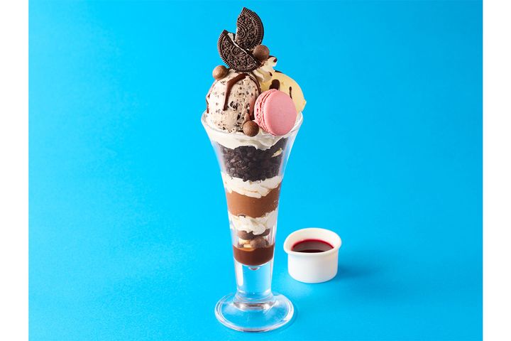  クッキー＆クリームパフェ／￥1,199（税込み）