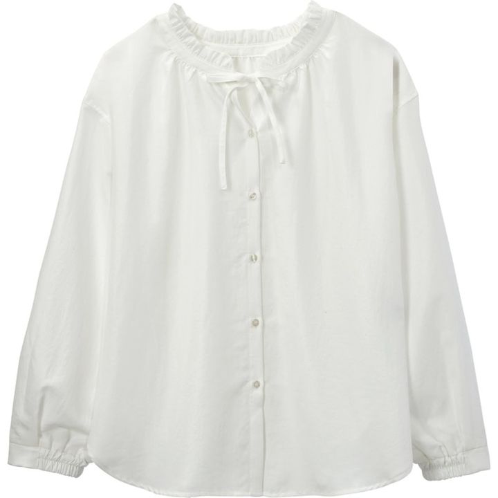 ミニマムなフリルやリボンにときめく。シャツ￥3,289（イッカ／コックス）