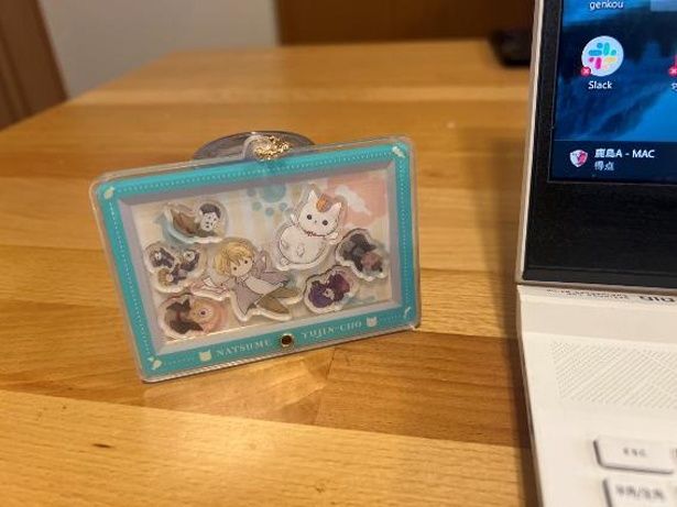  仕事中にお気に入りキャラたちを眺めて“推し活”