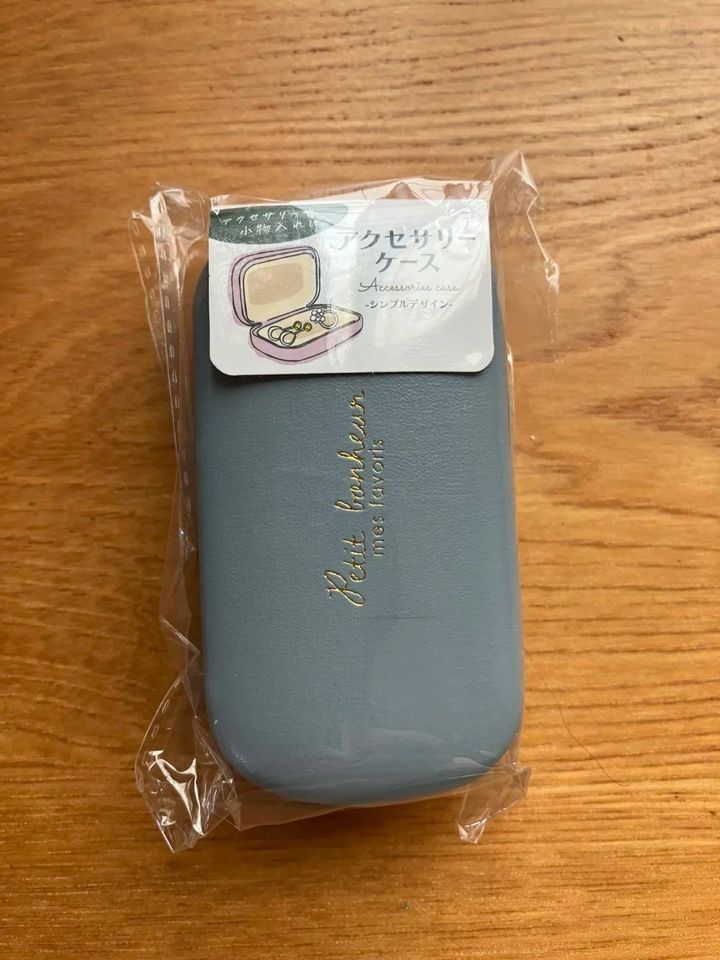 Seria(セリア)：アクセサリーケース シンプル