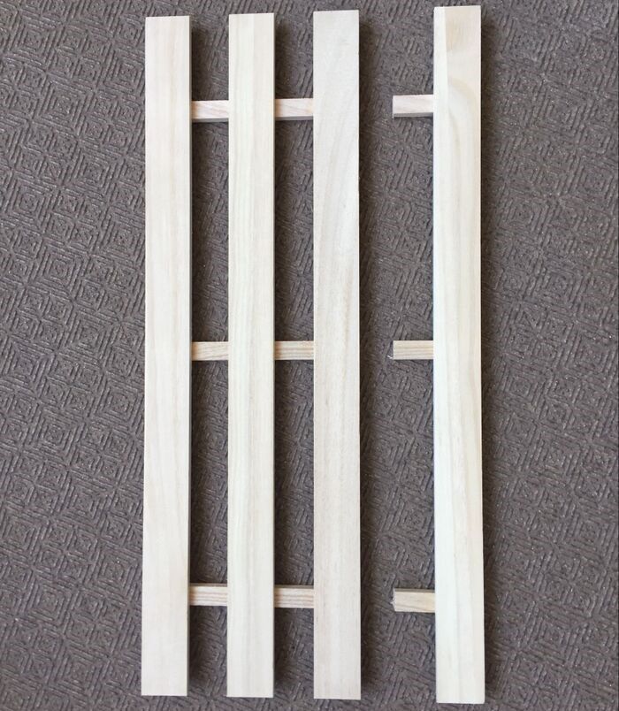 〈100均すのこ〉でスリムかご収納！小さくても収納力バツグンです♡