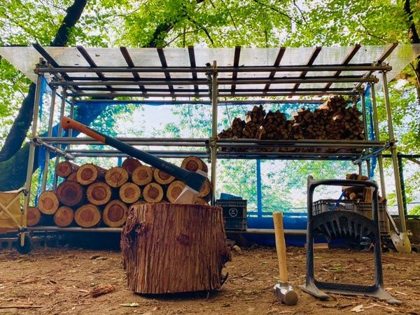 【長野県須坂市】「山の神キャンプ場」リニューアルオープン！薪・丸太使い放題で温泉も入り放題に