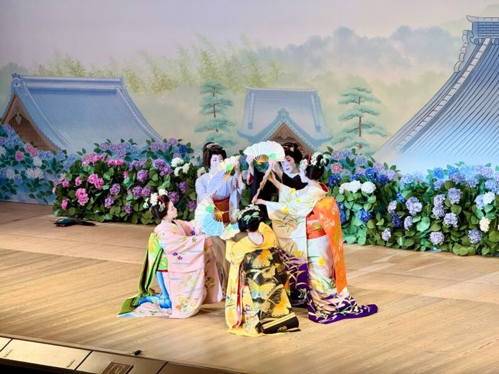 京都・祇園甲部 都をどり11