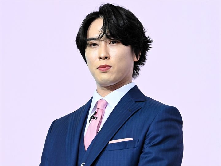 ドラマ『ターミネーターと恋しちゃったら』制作発表記者会見に出席した宮舘涼太 クランクイン！ width=