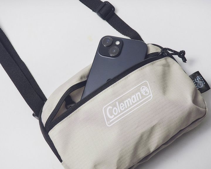 smart6月号特別付録 コールマンの背面メッシュ＆キーフック付きショルダーバッグ