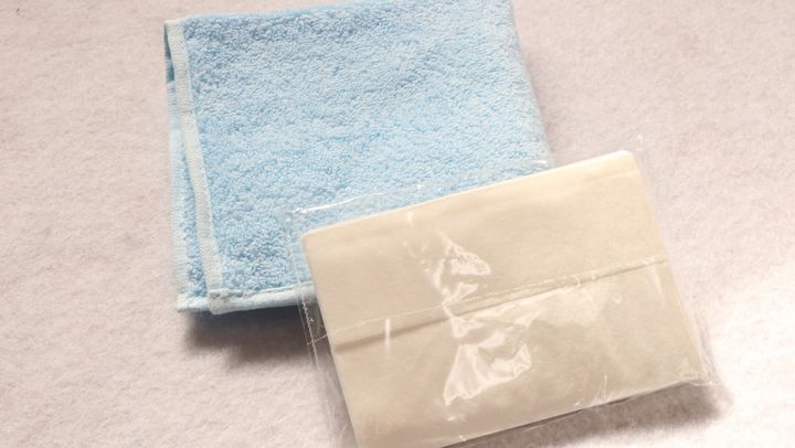 ハンカチとティッシュ