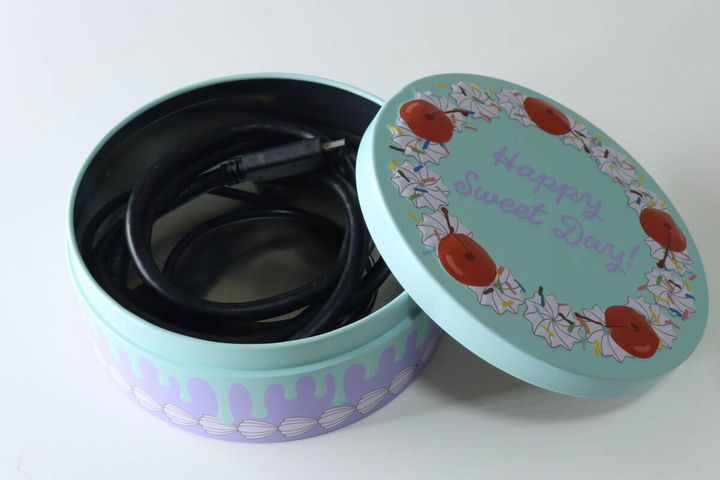 セリア ギフト缶 韓国風ケーキ 使用例 小物入れ