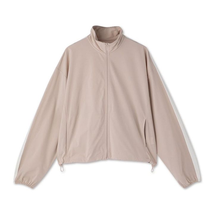 しまむらのブルゾン（陽/どこでもっと！）