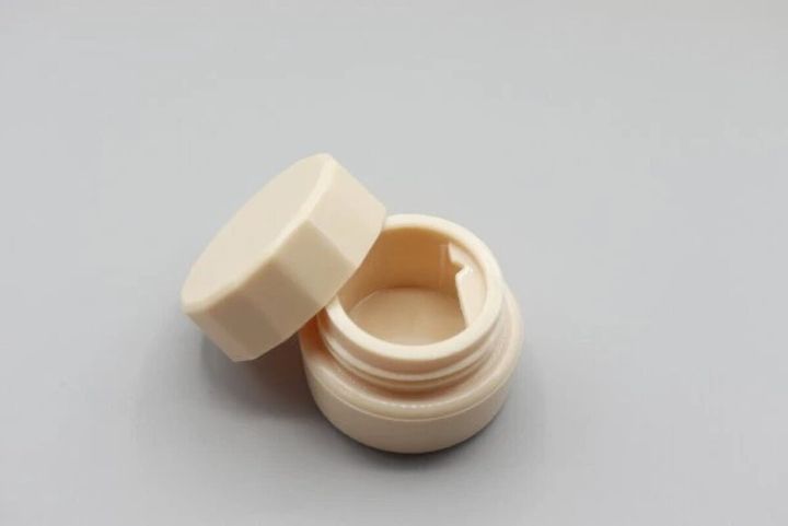 ダイソー ジェル保存容器