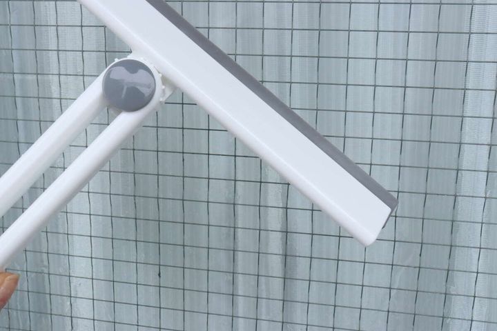 折りたためるガラスワイパー 使用例