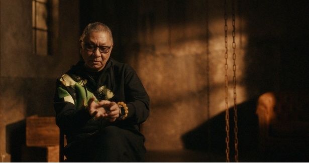 三池崇史監督もその恐怖を語る(『チェイン・リアクションズ』) [c]2024 QBPIX LLC