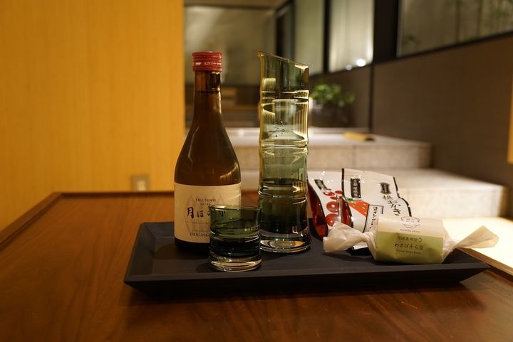 ホテルオリジナルの日本酒「月ほのか」
