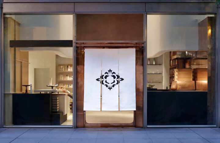 東京駅から徒歩5分♪ 洗練を極めた東京みやげと贅沢すぎる隠れメニュー「海苔弁」 を「HIGASHIYA man 丸の内」のショップで