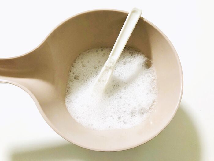 つい放置してない？『ヘアブラシ』の正しいお手入れ方法。これなら超簡単にできますよ♪