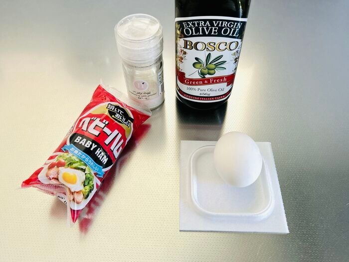 いつもの目玉焼きがかわいい『お花型ハムエッグ』に大変身♡朝食やお弁当におすすめですよ！