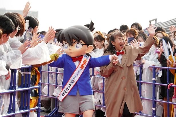 レッドカーペットを闊歩！