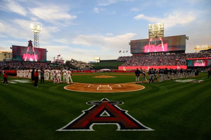 今季のホーム開幕戦を迎えたエンゼルス（C）ロイター