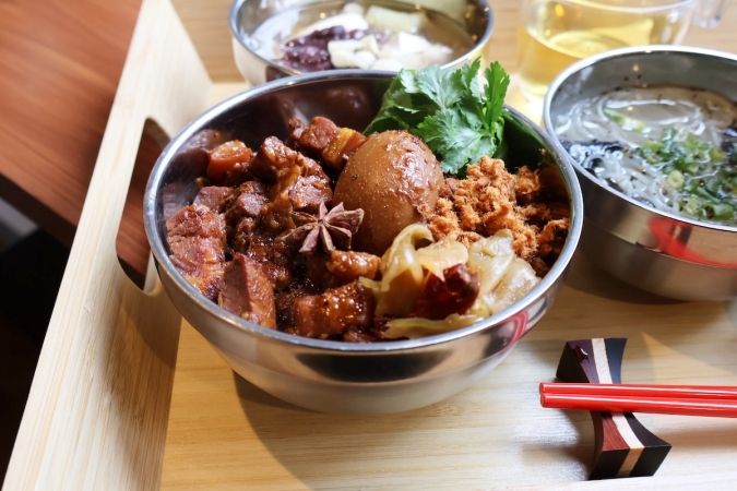 臺灣小吃『3號（サンハオ）』 ルーロー飯