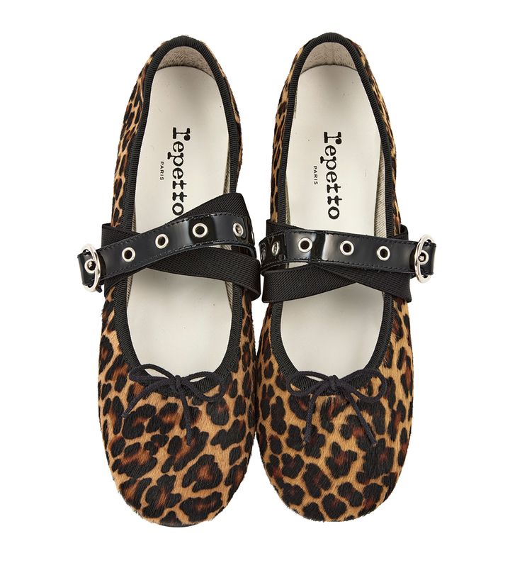 バレエシューズ