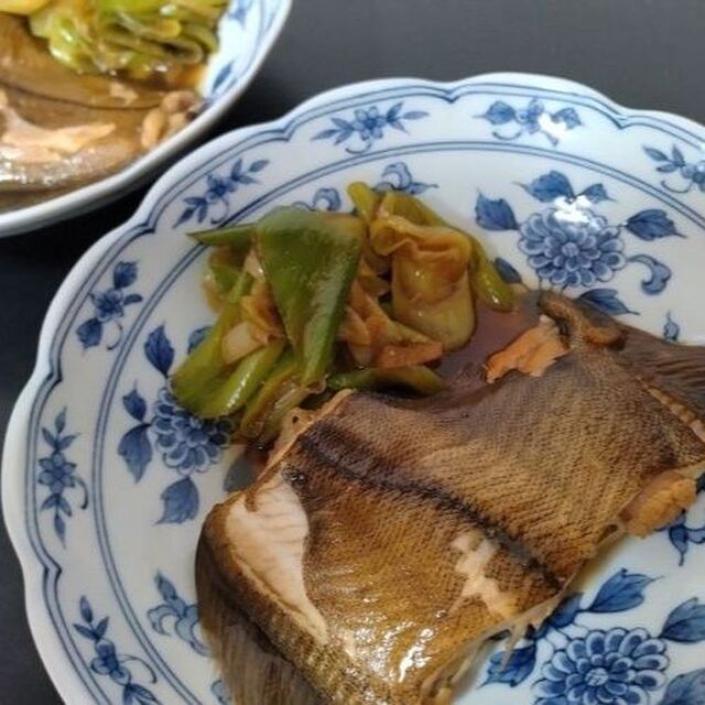 赤かれいと白ネギの煮つけ