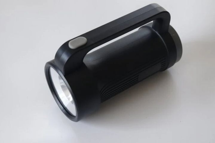 ダイソー LED強力ライト