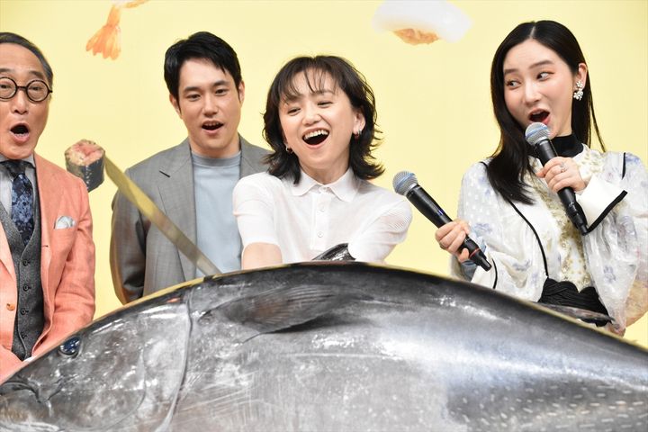 ドラマ『時すでにおスシ!?』制作発表会見にて クランクイン！ width=