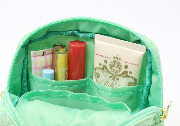 宝島社ムック付録のあつまれ どうぶつの森 持ち歩きに便利な葉っぱ柄キルティングデイリーポーチBOOK6